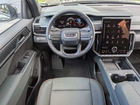 New 2026 GMC Acadia AT4 w/ Luxury Package AWD/4WD image 14