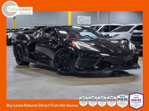 Used 2023 Chevrolet Corvette Stingray Premium Cpe w/ Z51 Performance Package RWD image 1
