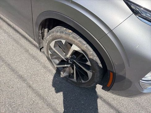 Used 2022 Mitsubishi Outlander SE AWD/4WD image 3