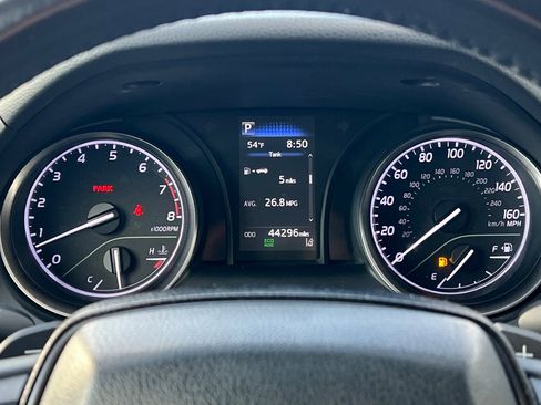 Used 2022 Toyota Camry SE image 39