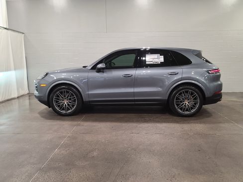 New 2026 Porsche Cayenne image 2