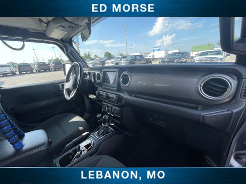 Used 2021 Jeep Wrangler Unlimited Sahara AWD/4WD image 26