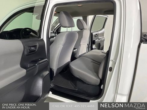 Used 2022 Toyota Tacoma SR AWD/4WD image 12