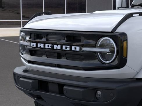 New 2026 Ford Bronco Outer Banks AWD/4WD image 19