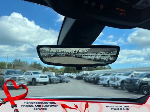 Certified 2022 Chevrolet Traverse Premier image 35