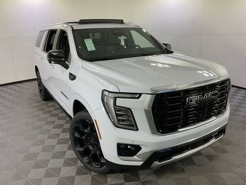 New 2026 GMC Yukon XL Denali w/ Denali Reserve Package AWD/4WD image 50
