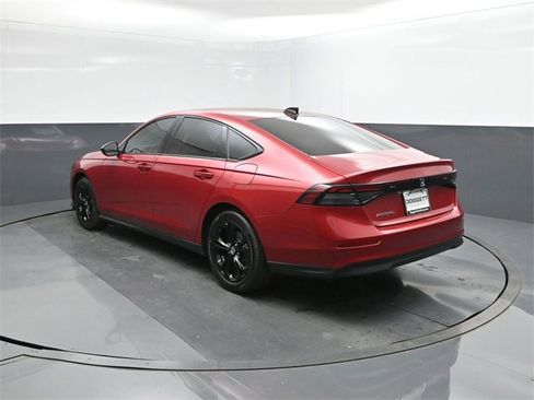 New 2025 Honda Accord SE image 5