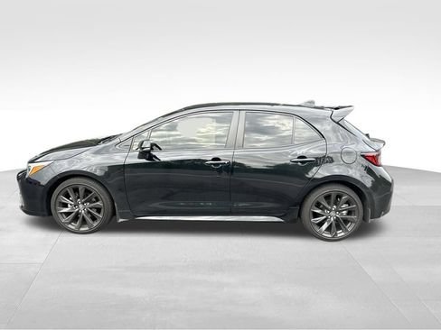 Certified 2025 Toyota Corolla XSE FWD image 2