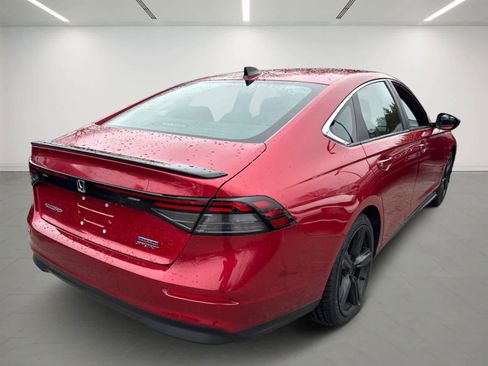 Used 2023 Honda Accord Sport image 6