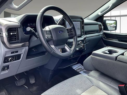 Used 2025 Ford F150 XLT w/ Equipment Group 301A Standard AWD/4WD image 18