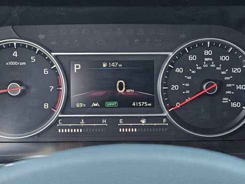 Certified 2023 Kia Sorento S w/ Panoramic Sunroof Package image 28