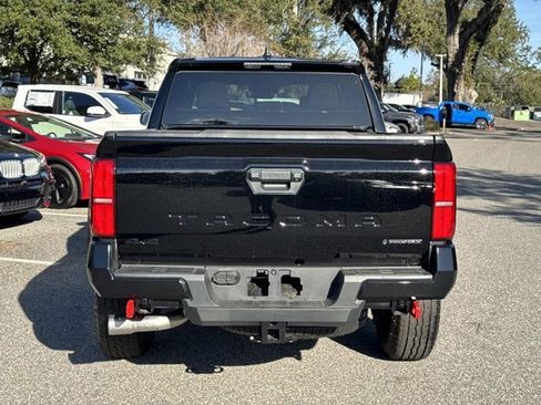 Certified 2025 Toyota Tacoma TRD Off-Road image 3