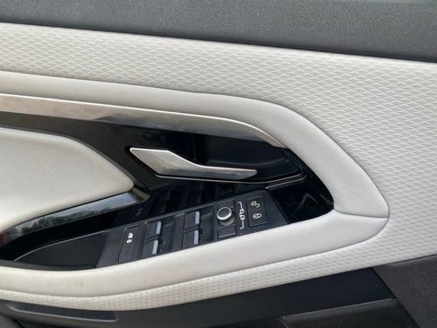 Used 2020 Land Rover Range Rover Evoque S AWD/4WD image 23