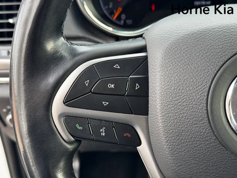 Used 2022 Jeep Grand Cherokee Limited image 17