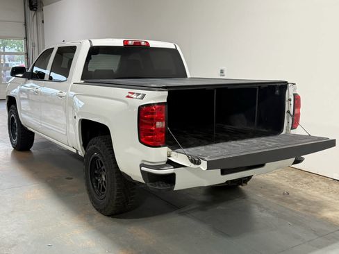 Used 2018 Chevrolet Silverado 1500 LT w/ Texas Edition AWD/4WD image 4
