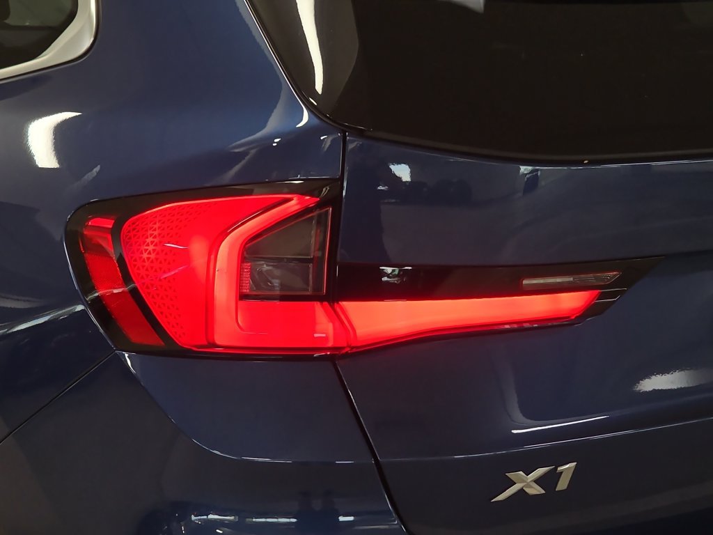 Used 2023 BMW X1 xDrive28i w/ Convenience Package AWD/4WD image 33