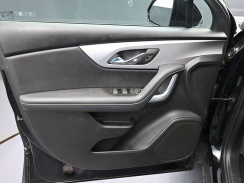 Used 2023 Chevrolet Blazer LT FWD image 15