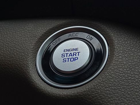 Used 2020 Hyundai Tucson Limited image 16