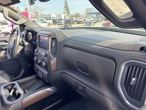 Used 2022 Chevrolet Silverado 1500 High Country image 34