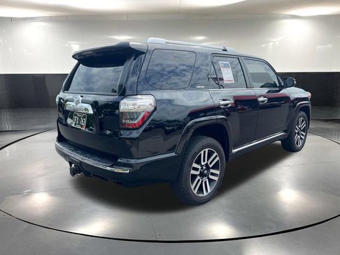 Used 2019 Toyota 4Runner Limited AWD/4WD image 4