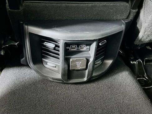 Used 2024 RAM 2500 Laramie AWD/4WD image 27