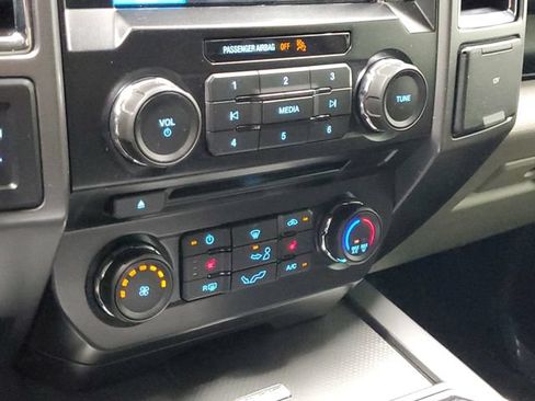 Used 2018 Ford F150 XLT w/ Trailer Tow Package AWD/4WD image 29