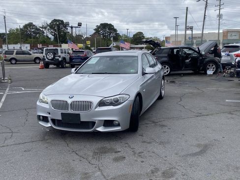 Used 2013 BMW 550i Sedan RWD image 17