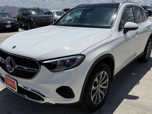 Used 2026 Mercedes-Benz GLC 300 4MATIC image 3