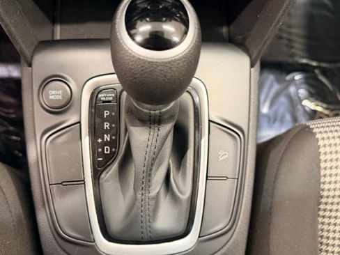 Used 2018 Hyundai Kona SE image 17