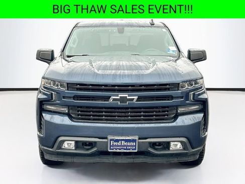 Used 2020 Chevrolet Silverado 1500 RST image 2