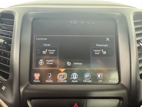 Used 2015 Jeep Cherokee Latitude w/ Cold Weather Group image 21