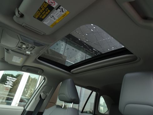 Used 2020 Toyota RAV4 Limited w/ All Weather Liner Package AWD/4WD image 11