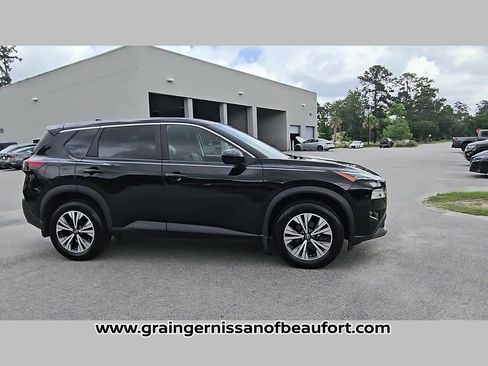 Used 2023 Nissan Rogue SV FWD image 34