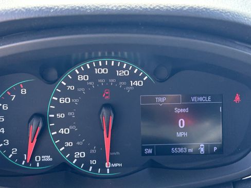 Used 2019 Chevrolet Trax LT w/ LT Convenience Package FWD image 19
