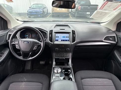 Used 2020 Ford Edge SE FWD image 40