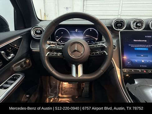 Used 2023 Mercedes-Benz GLC 300 4MATIC image 22