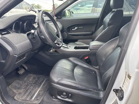 Used 2018 Land Rover Range Rover Evoque SE Premium AWD/4WD image 5