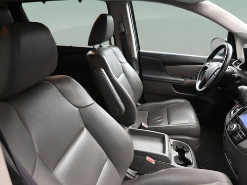 Used 2015 Honda Odyssey EX-L image 37