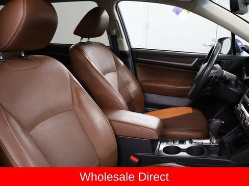Used 2017 Subaru Outback 2.5i Touring w/ Popular Package #5A AWD/4WD image 28