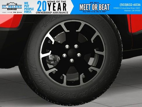 New 2023 Jeep Renegade Latitude w/ Sun/Sound Group image 14