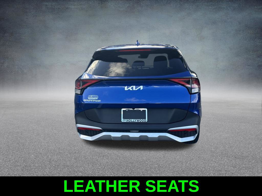 Used 2025 Kia Sportage EX FWD image 6
