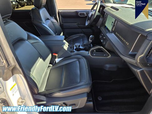 Certified 2025 Ford Bronco Badlands AWD/4WD image 14