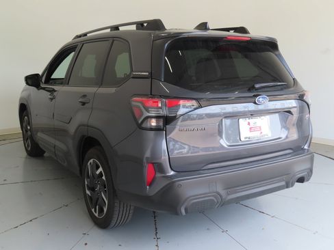 Used 2026 Subaru Forester Limited AWD/4WD image 6