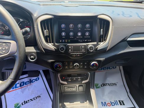 Used 2023 GMC Terrain Denali w/ Denali Premium Package AWD/4WD image 12