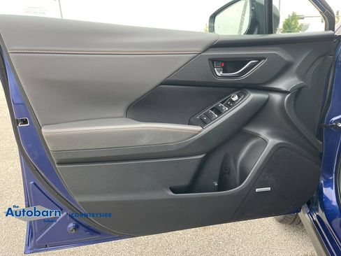 Used 2024 Subaru Crosstrek 2.5i Limited w/ Crosstrek Mirror Package AWD/4WD image 10
