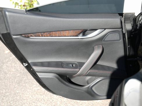 Used 2015 Maserati Ghibli S Q4 image 30