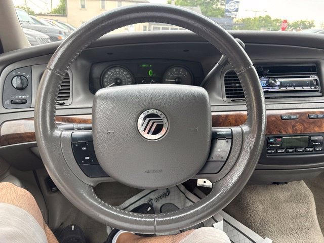 Used 2010 Mercury Grand Marquis LS RWD image 10