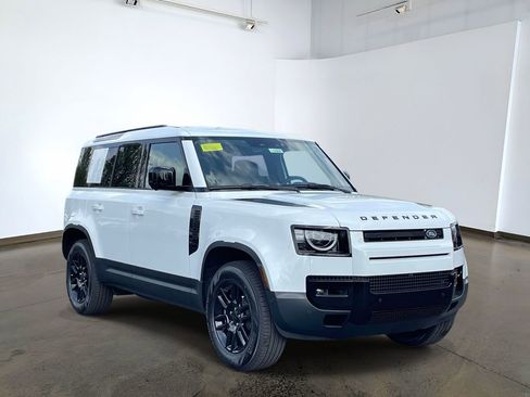 New 2026 Land Rover Defender 110 S AWD/4WD image 3