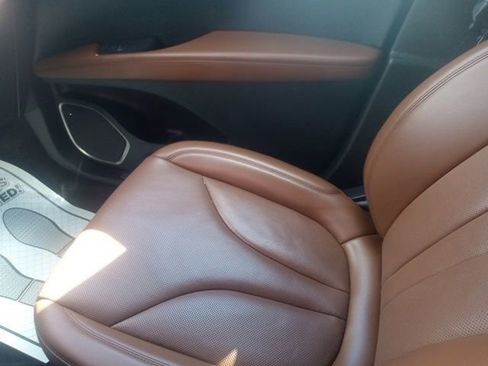 Used 2021 Lincoln Nautilus Reserve image 23