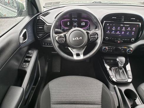 Certified 2023 Kia Soul EX FWD image 18